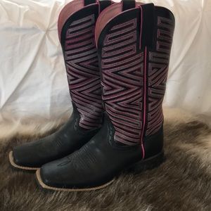 Areas ATS cowboy boots Square toned